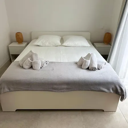 Maison 4pieces -haut Standing 别墅