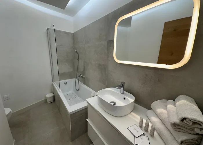 Villa Maison 4pieces -haut Standing Cannes